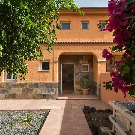 Home2book Charming Casa Prima, Private Jacuzzi&bbq * Corralejo