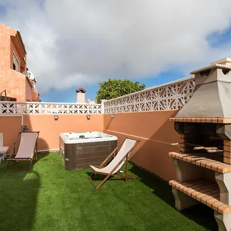 Home2book Charming Casa Prima, Private Jacuzzi&bbq Villa